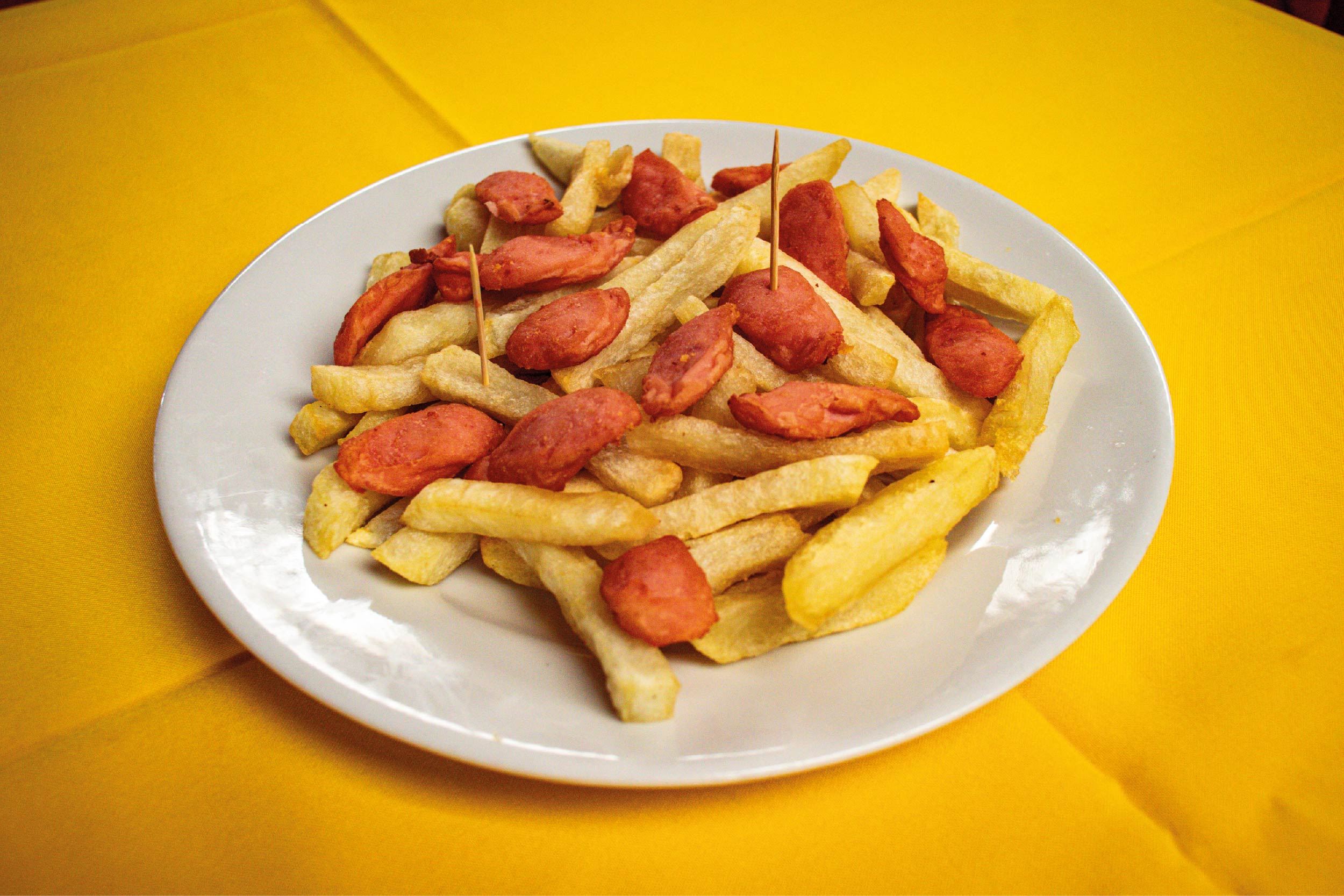 Salchipapas